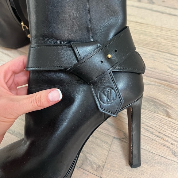 Louis Vuitton Leather Ankle Boots - Picture 4 of 7